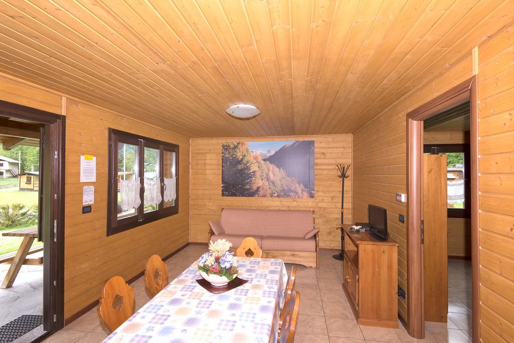 Margherita Camping & Resort Gressoney-Saint-Jean Szoba fotó